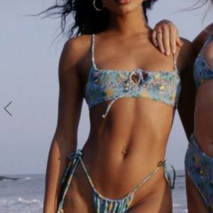 Skatie Demi Bimini top in St. Tropez